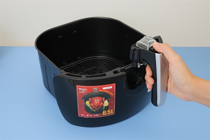 Nồi chiên không dầu Magic 6.5 lít A-805 Màu Đen