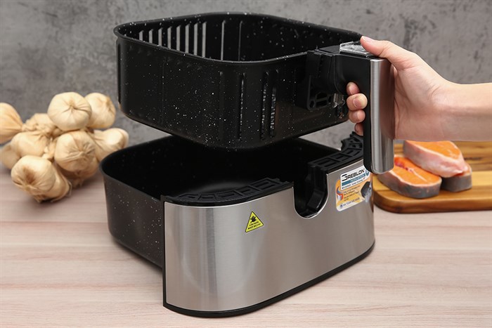 Nồi chiên không dầu BlueStone 5.5 lít AFB-5880 Màu Đen