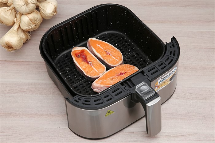 Nồi chiên không dầu BlueStone 5.5 lít AFB-5880 Màu Đen