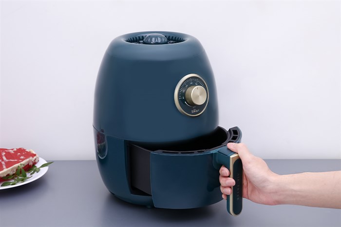 Nồi chiên không dầu Bear QZG-A14D1 3.6 lít Màu Đen - Xanh lá