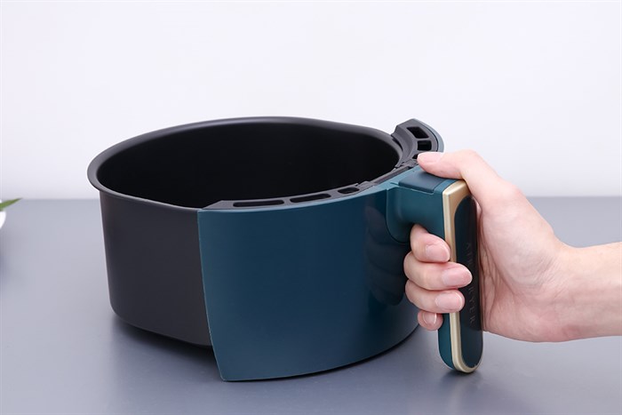 Nồi chiên không dầu Bear QZG-A14D1 3.6 lít Màu Đen - Xanh lá