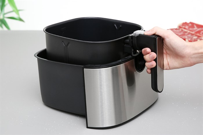 Nồi chiên không dầu Cuckoo 5.5 lít CAF-G0510T Màu Đen