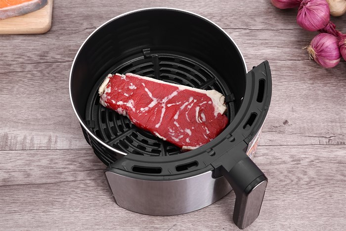 loại bỏ tới 80% chất béo thừa từ các thực phẩm béo như thịt lợn