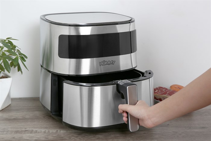 Nồi chiên không dầu Hommy BF525 5.5 lít Màu Bạc Inox
