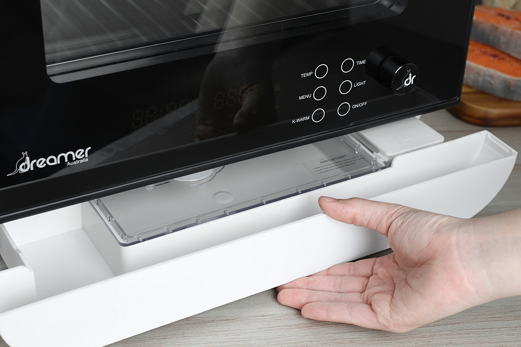 Lò chiên không dầu hơi nước Dreamer DKA-SAF118W 18 lít Màu Bạc