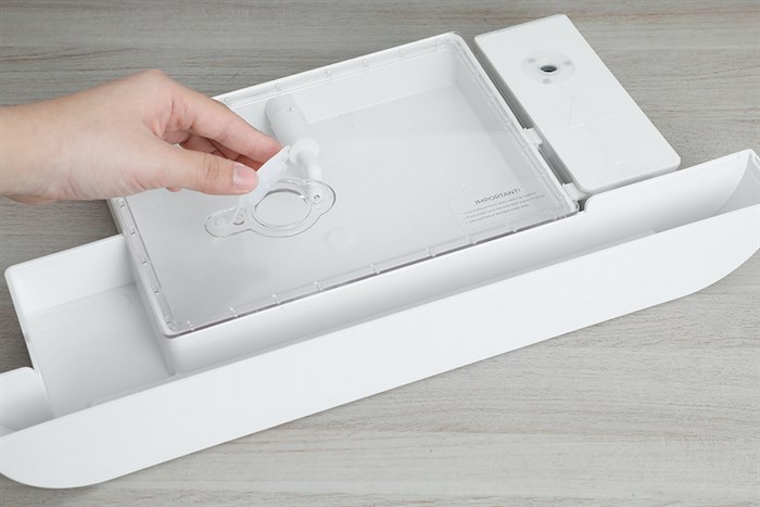 Lò chiên không dầu hơi nước Dreamer DKA-SAF118W 18 lít Màu Bạc