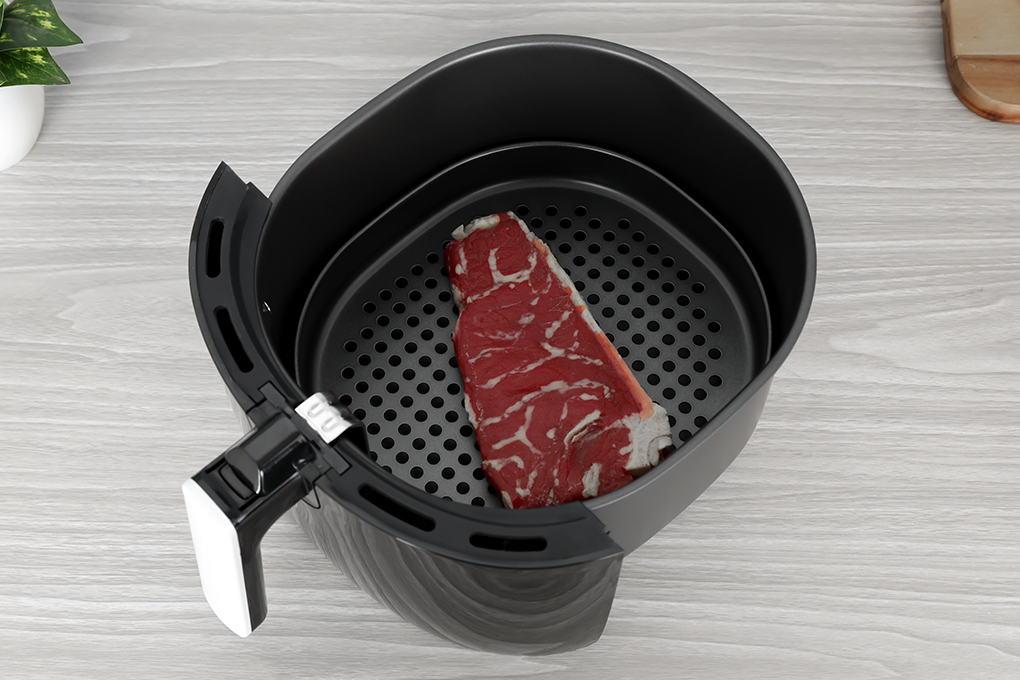 Nồi chiên không dầu Smartcook 7 lít AFS-3941 Màu Đen