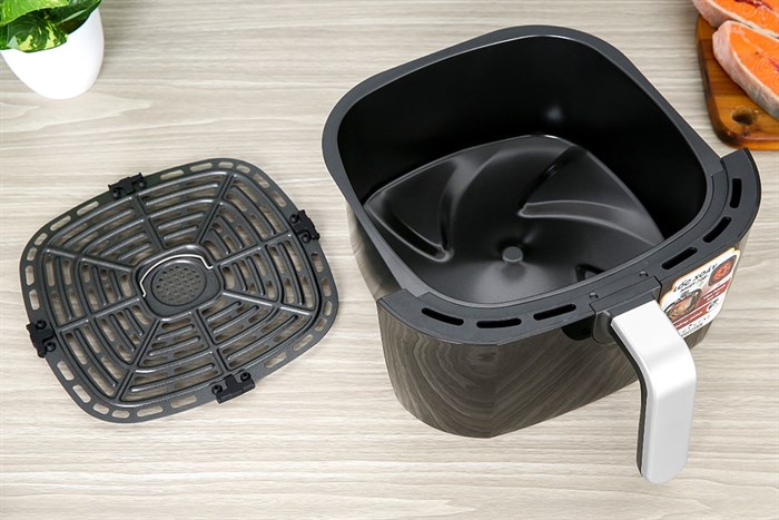 Nồi chiên không dầu Crystal AF7002A-N 6.8 lít Màu Đen