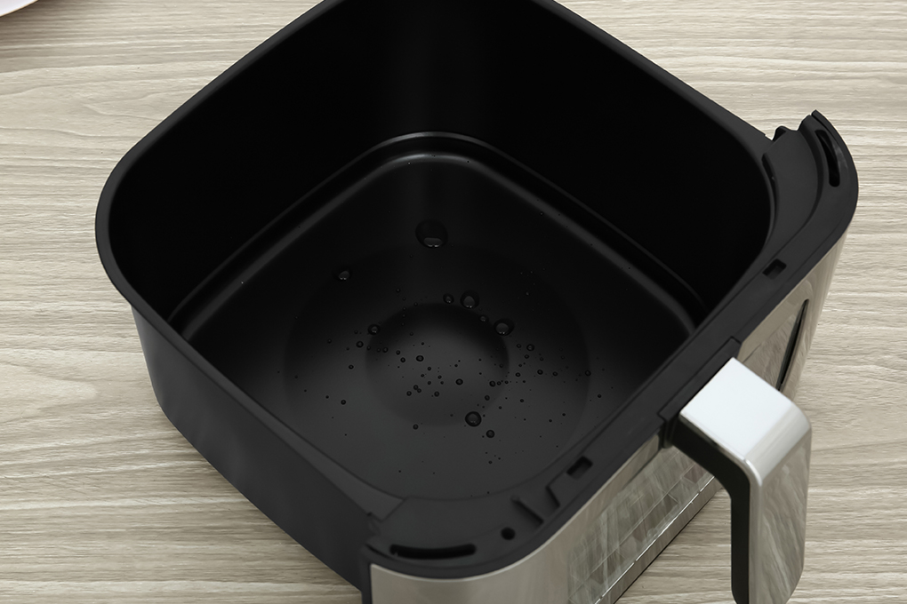 Nồi chiên không dầu Rapido RAF-8.0M 8 lít Màu Đen - Bạc