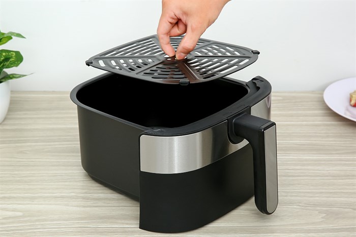 Nồi chiên không dầu Rapido RAF-7.0M 7 lít Màu Đen - Bạc