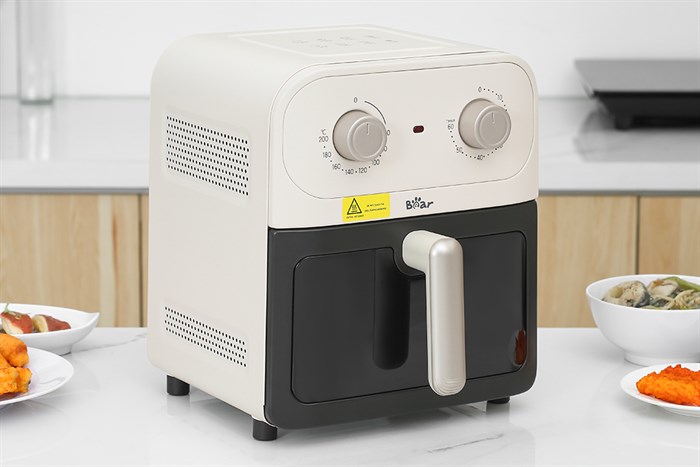 Nồi chiên không dầu Bear 6 lít BAF-P63W1 Màu Kem
