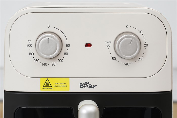 Nồi chiên không dầu Bear 6 lít BAF-P63W1 Màu Kem