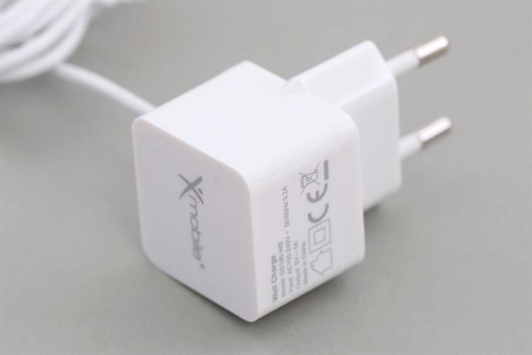 Adapter sạc dây Type-C 1 m 5W Xmobile DS199-WB Trắng Màu Trắng