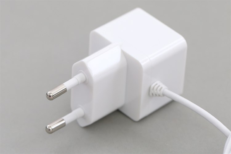 Adapter sạc dây Type-C 1 m 5W Xmobile DS199-WB Trắng Màu Trắng