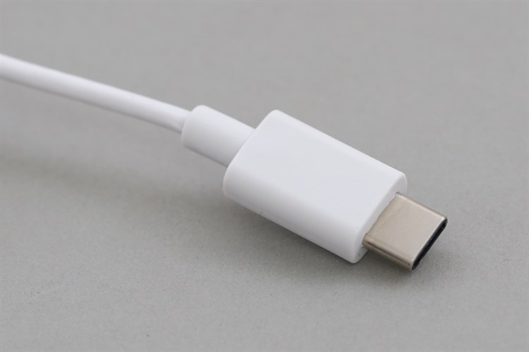 Adapter sạc dây Type-C 1 m 5W Xmobile DS199-WB Trắng Màu Trắng