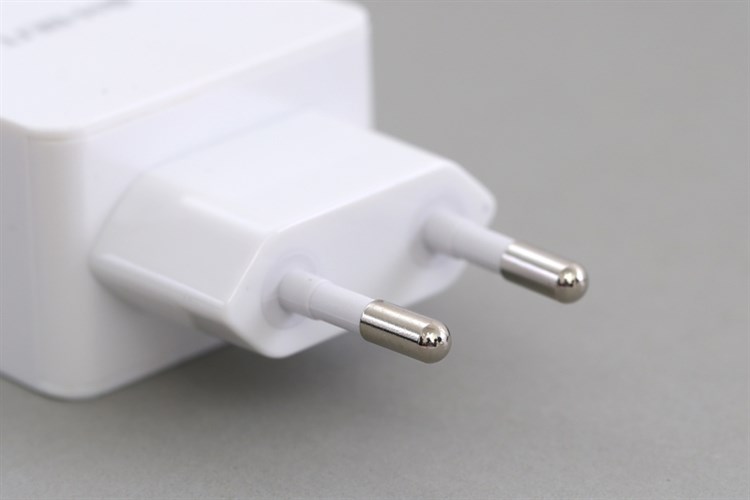 Adapter sạc 3A Qualcomm 3.0 M-Best DS136S-TB Trắng Màu Trắng
