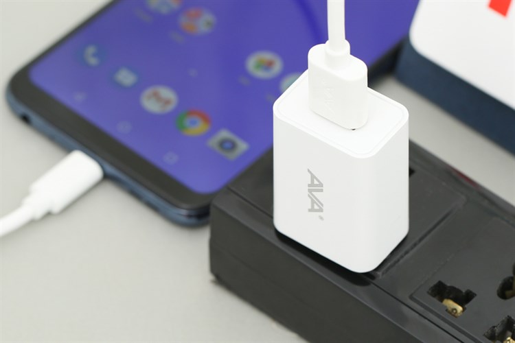 Adapter sạc USB 5W AVA DS432 Màu Trắng