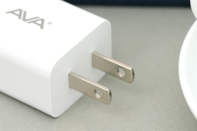 Adapter sạc USB 10.5W AVA DS433-WB Màu Trắng