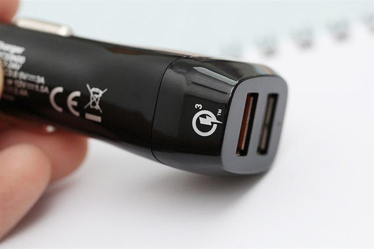 Sạc xe hơi 2 cổng USB Qualcomm 18W Mbest DC33N00 Màu Đen