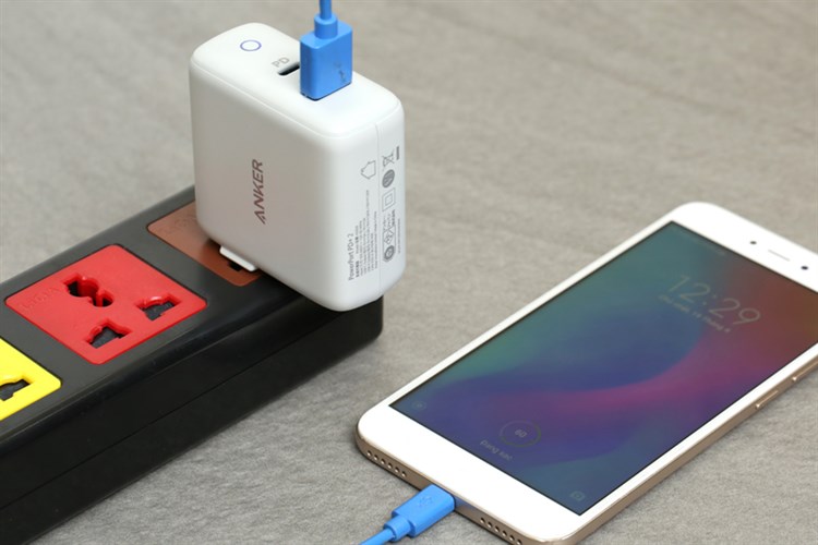 Adapter sạc 2 cổng USB Type-C PD 18W Anker PowerPort PD+2 A2626 Trắng Màu Trắng