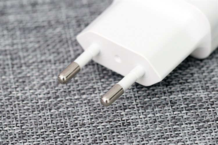 Adapter sạc USB 10W AVA DS498-TB Màu Trắng