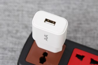 Adapter sạc USB 10W AVA DS498-TB - 4