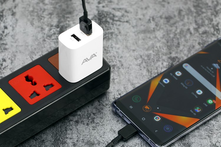 Adapter sạc 2 cổng USB 12W Dual AVA JC78 Màu Trắng