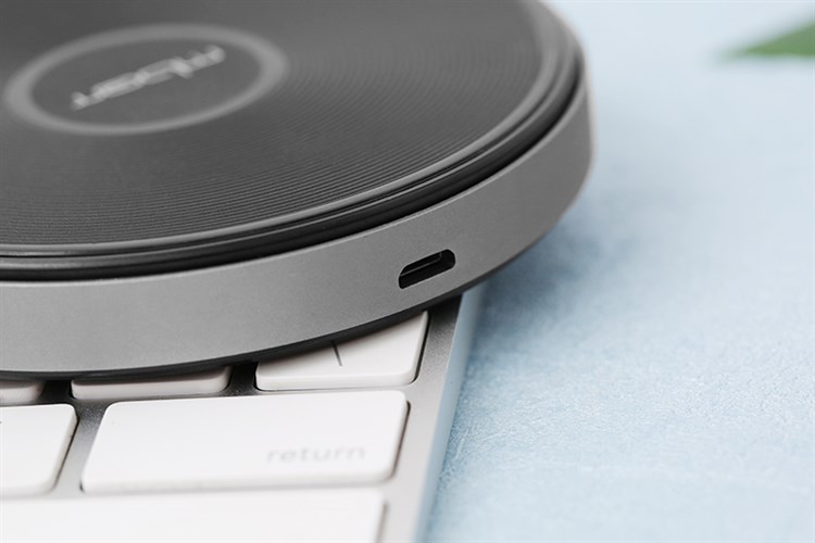 Đế sạc không dây Qi 10W Mbest AC63F3 Màu Đen