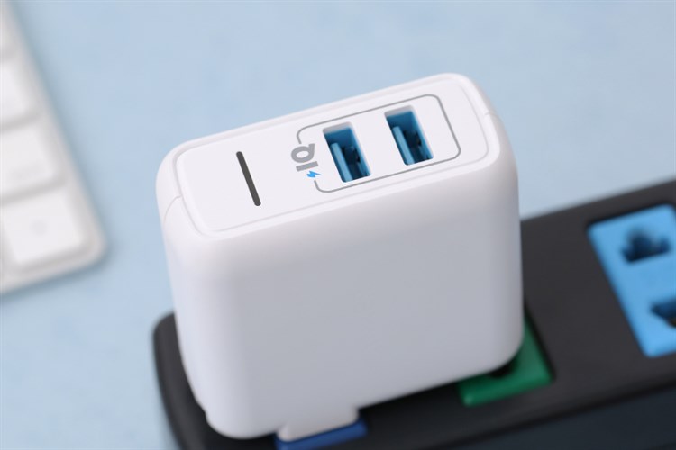 Adapter sạc 2 cổng USB 12W Anker PowerPort Elite 2 - A2023 Màu Trắng