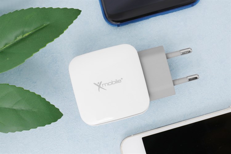 Adapter sạc 2 cổng USB 12W Dual Xmobile DS702 Màu Trắng
