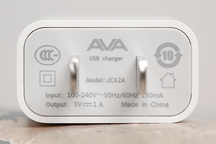 Adapter sạc USB 5W AVA JC62A Màu Trắng