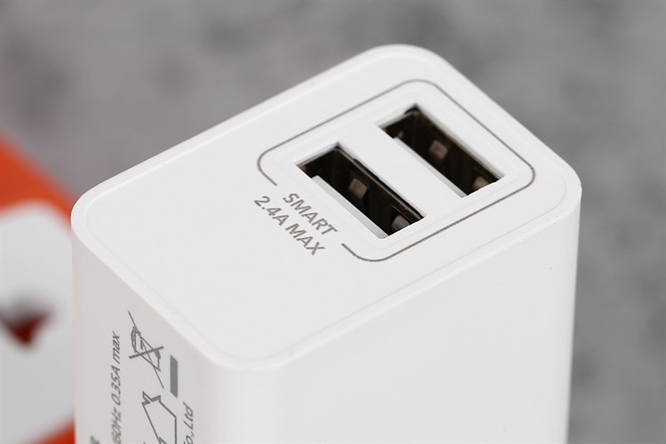 Adapter sạc 2 cổng USB 12W Dual AVA ACL168A Màu Trắng