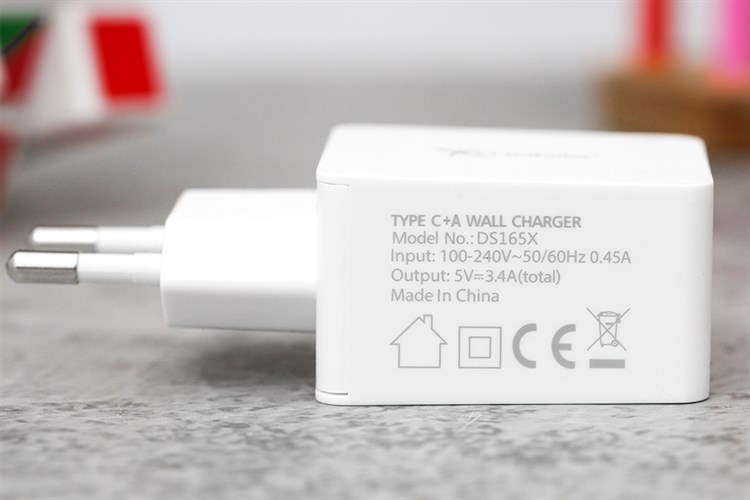 Adapter sạc 2 cổng USB Type C 15W Xmobile DS165X Màu Trắng