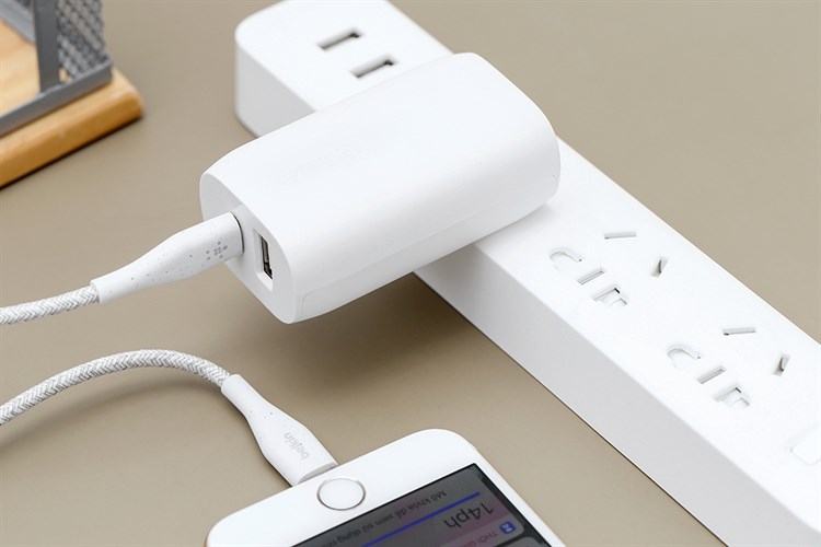 Adapter sạc 2 cổng USB Type C PD 32W Belkin WCB004 Màu Trắng