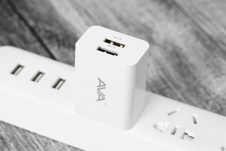 Adapter sạc 2 cổng USB 10.5W Dual AVA U215A Màu Trắng