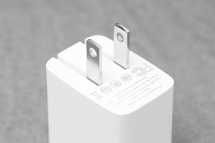 Adapter Sạc Type C PD 20W Xmobile TC20W Màu Trắng