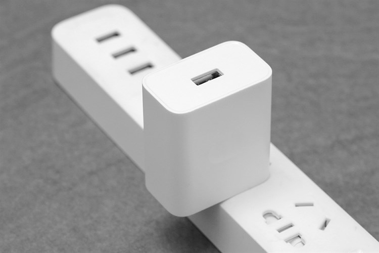 Adapter Sạc USB 18W OPPO OP92KAUH Màu Trắng