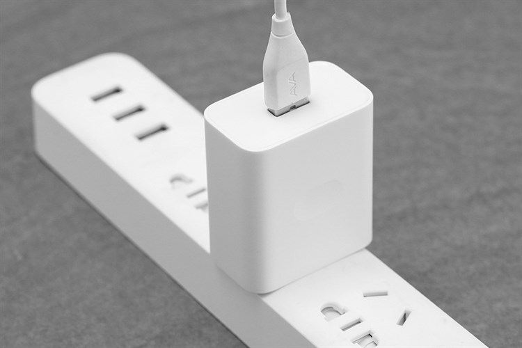 Adapter Sạc USB 18W OPPO OP92KAUH Màu Trắng