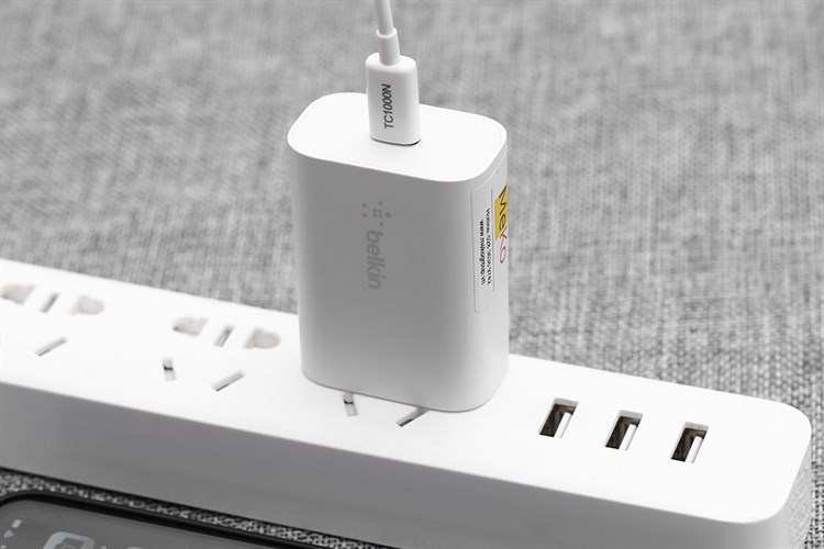 Adapter Sạc Type C PD 25W Belkin WCA004 Màu Trắng