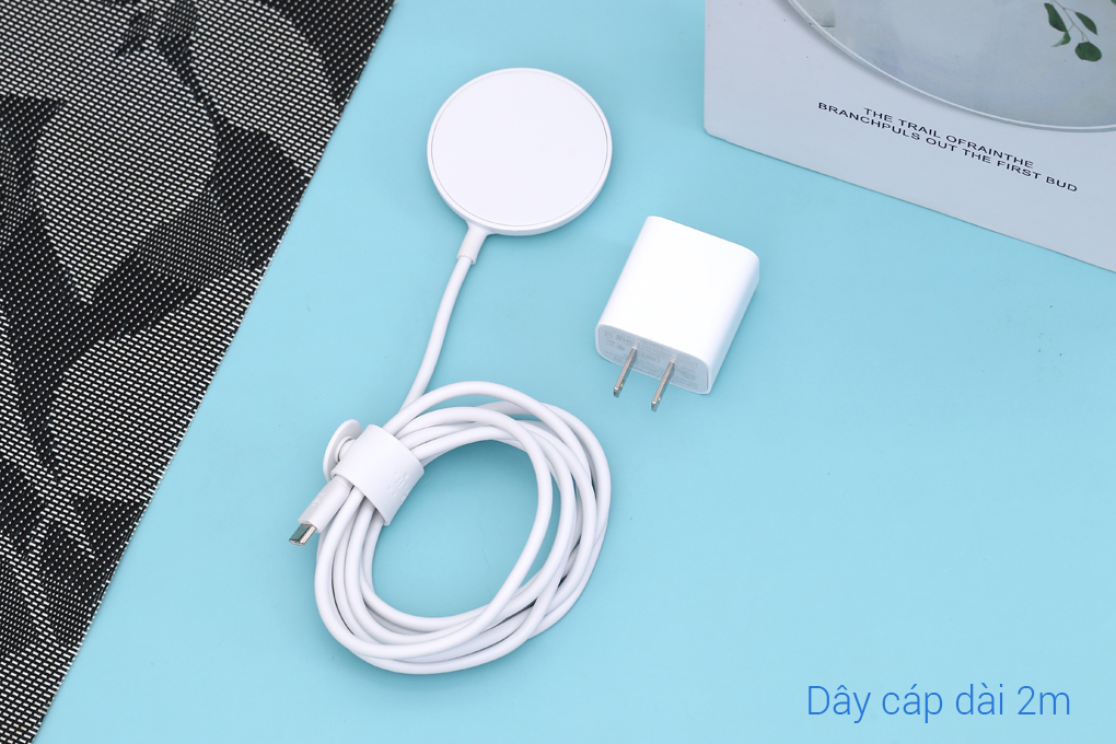 Sạc không dây Magnetic 10W Belkin WIA005 (Kèm củ sạc 20W) Màu Trắng