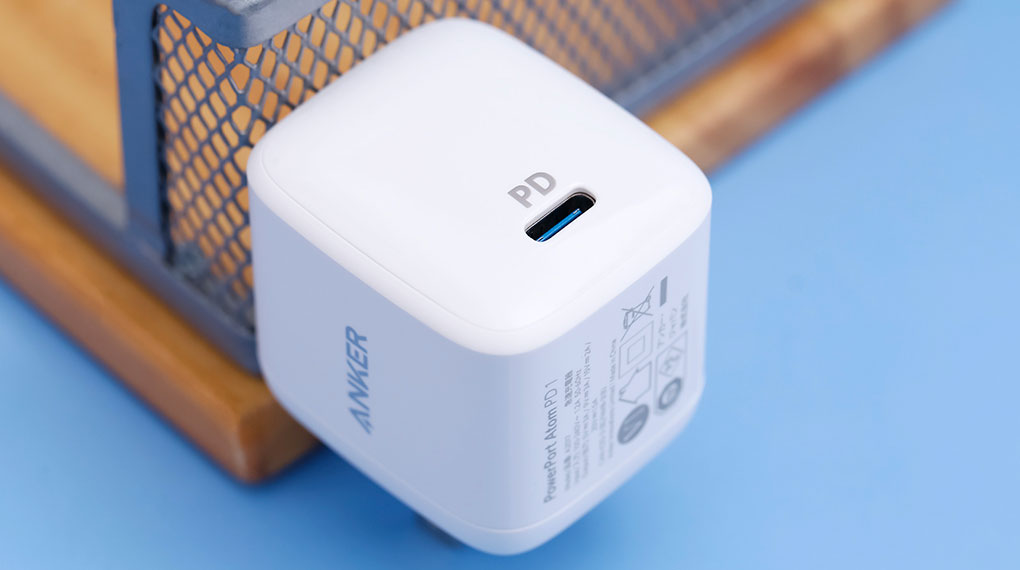Anker PowerPort Atom A2017 - Thiết kế