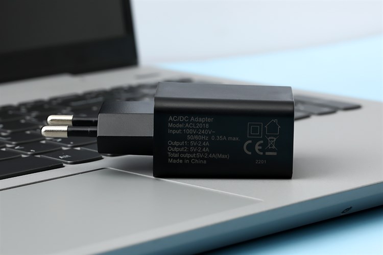 Adapter Sạc USB Hydrus ACL2018 Màu Đen