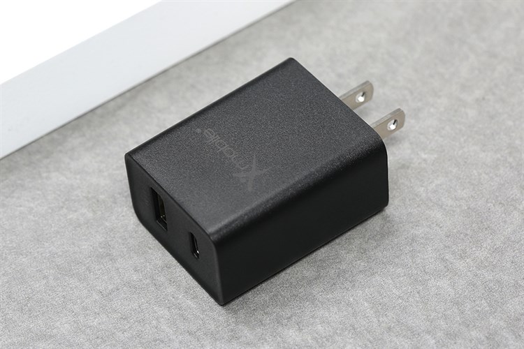 Adapter Sạc 2 cổng USB Type C 15W Xmobile MFK3A Màu Đen