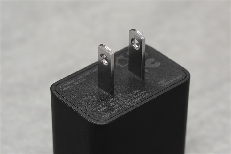 Adapter Sạc 2 cổng USB Type C 15W Xmobile MFK3A Màu Đen