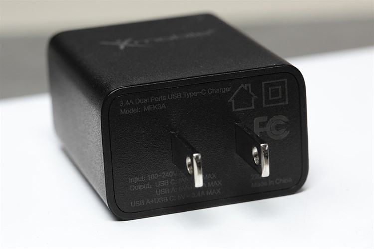 Adapter Sạc 2 cổng USB Type C 15W Xmobile MFK3A Màu Đen