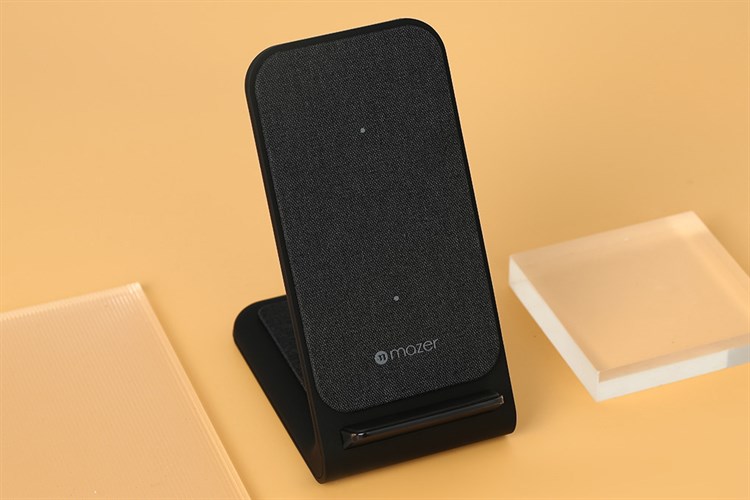 Đế sạc không dây 3 in 1 25W Mazer DESK390 Màu Đen