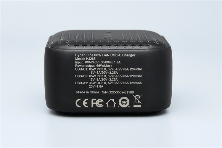 Adapter Sạc 3 cổng USB Type C PD QC3.0 GaN 66W HyperJuice HJ265 Màu Đen