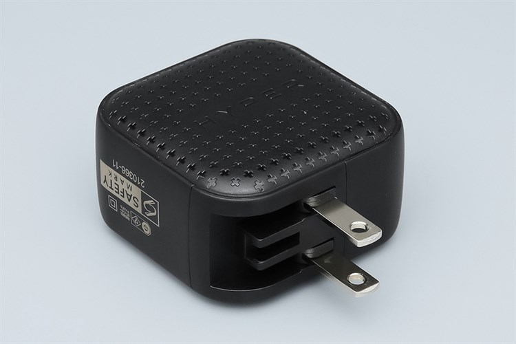 Adapter Sạc 3 cổng USB Type C PD QC3.0 GaN 66W HyperJuice HJ265 Màu Đen