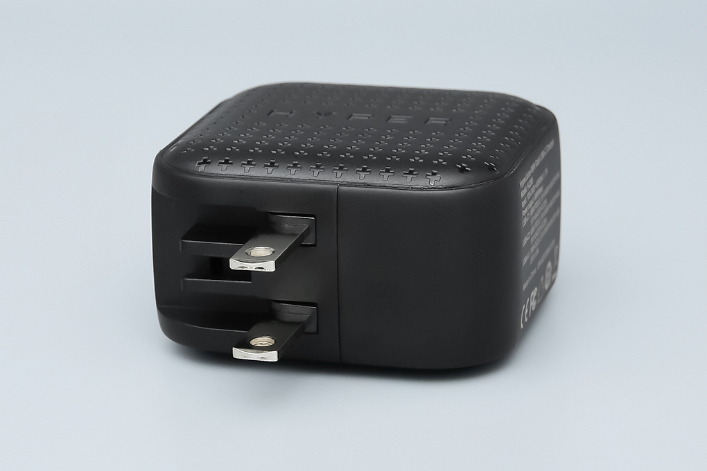 Adapter Sạc 3 cổng USB Type C PD QC3.0 GaN 66W HyperJuice HJ265 Màu Đen