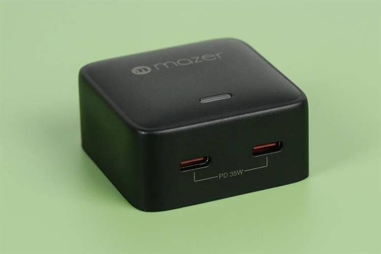 Sạc nhanh 2 cổng Type-C PD 35W Mazer GAN35US Màu Đen